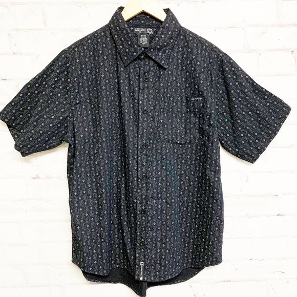 EZEKIEL Short Sleeve Button Down Shirt